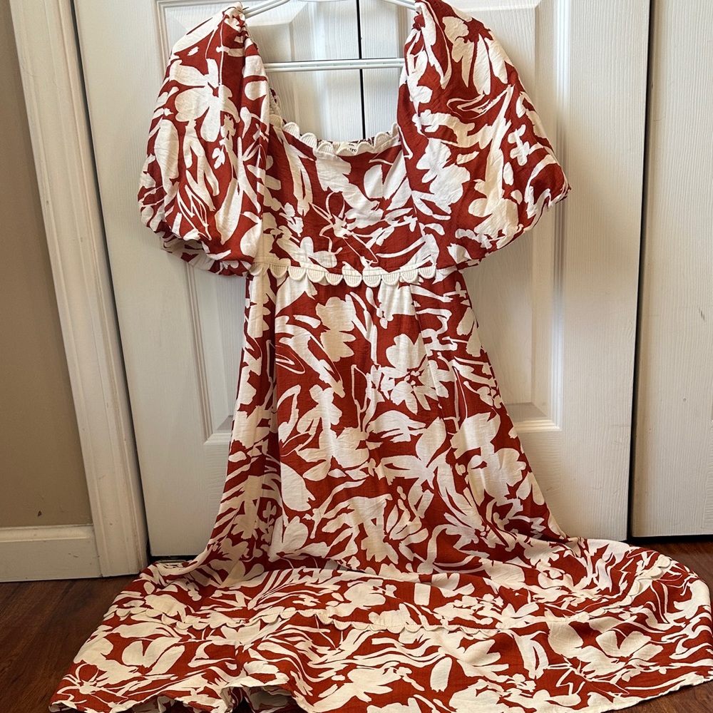 Floral Scalloped Maxi Dress